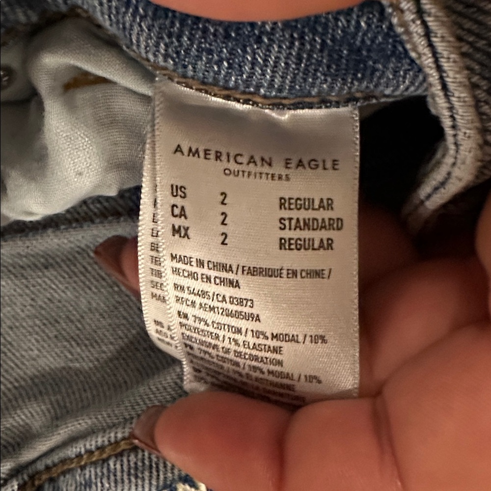 American Eagle Outfitters Light Blue Straight Leg Jeans - Picture 3 of 5